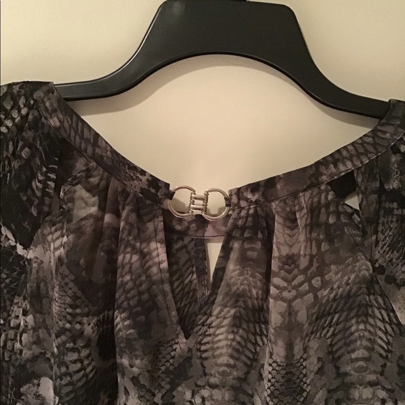 Jennifer Lopez Sheer Blouse - Picture 2 of 5